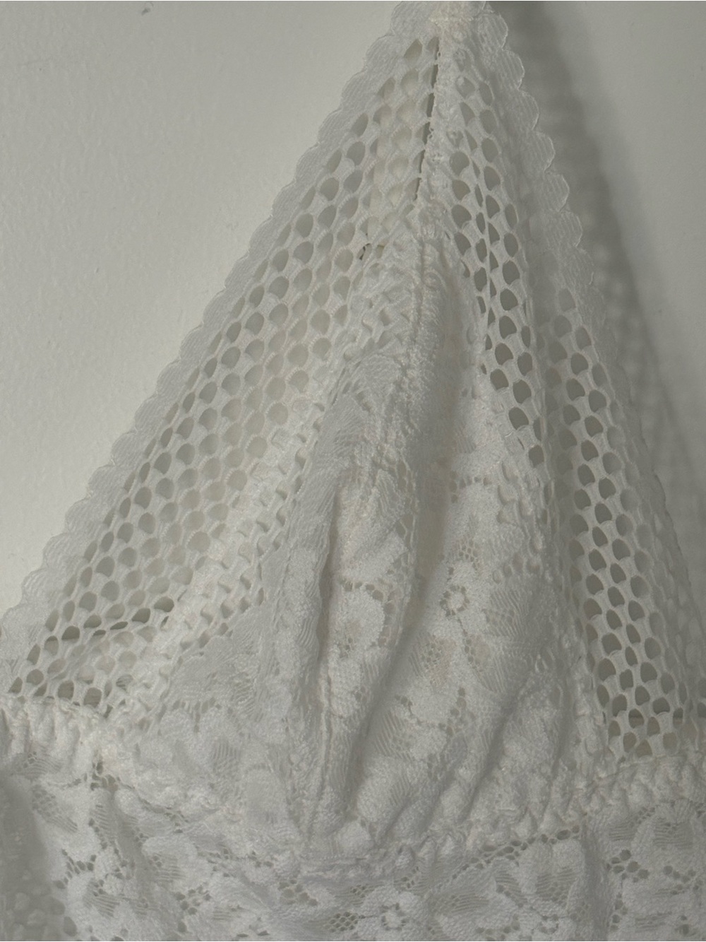 Cute Bralette Bundle (3) - Auden, Colsie, & Lace Triangle Bralette- Size Lg - Picture 13 of 15